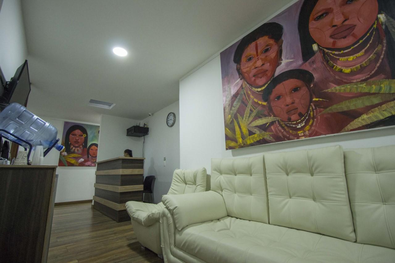 Hotel Junior Plaza Апия Экстерьер фото